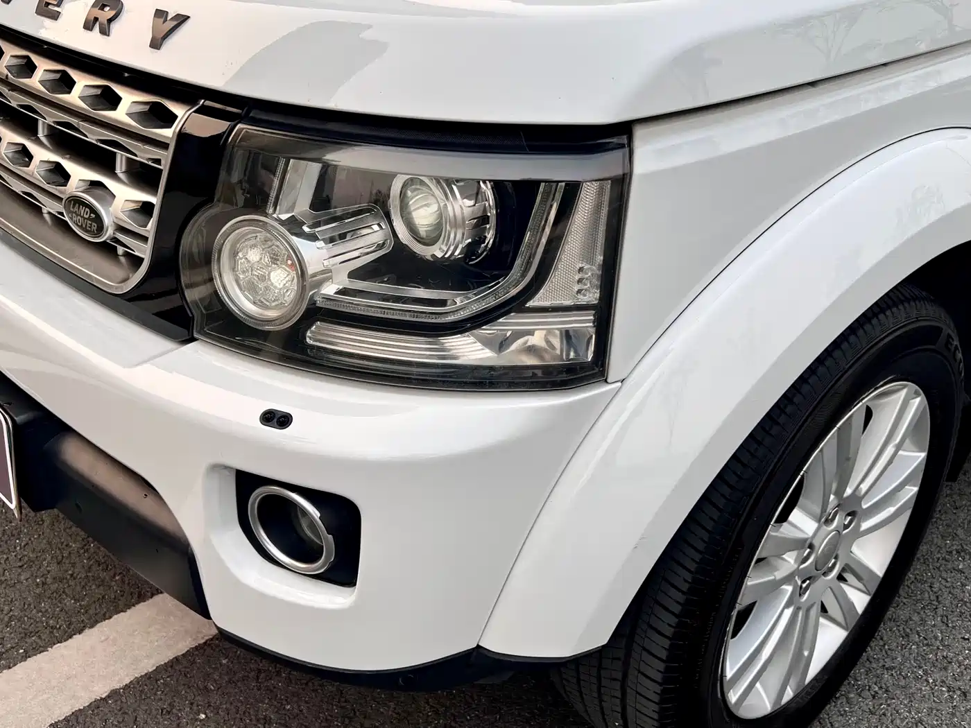Land Rover Discovery 2014 3.0 SC V6 HSE фото 17