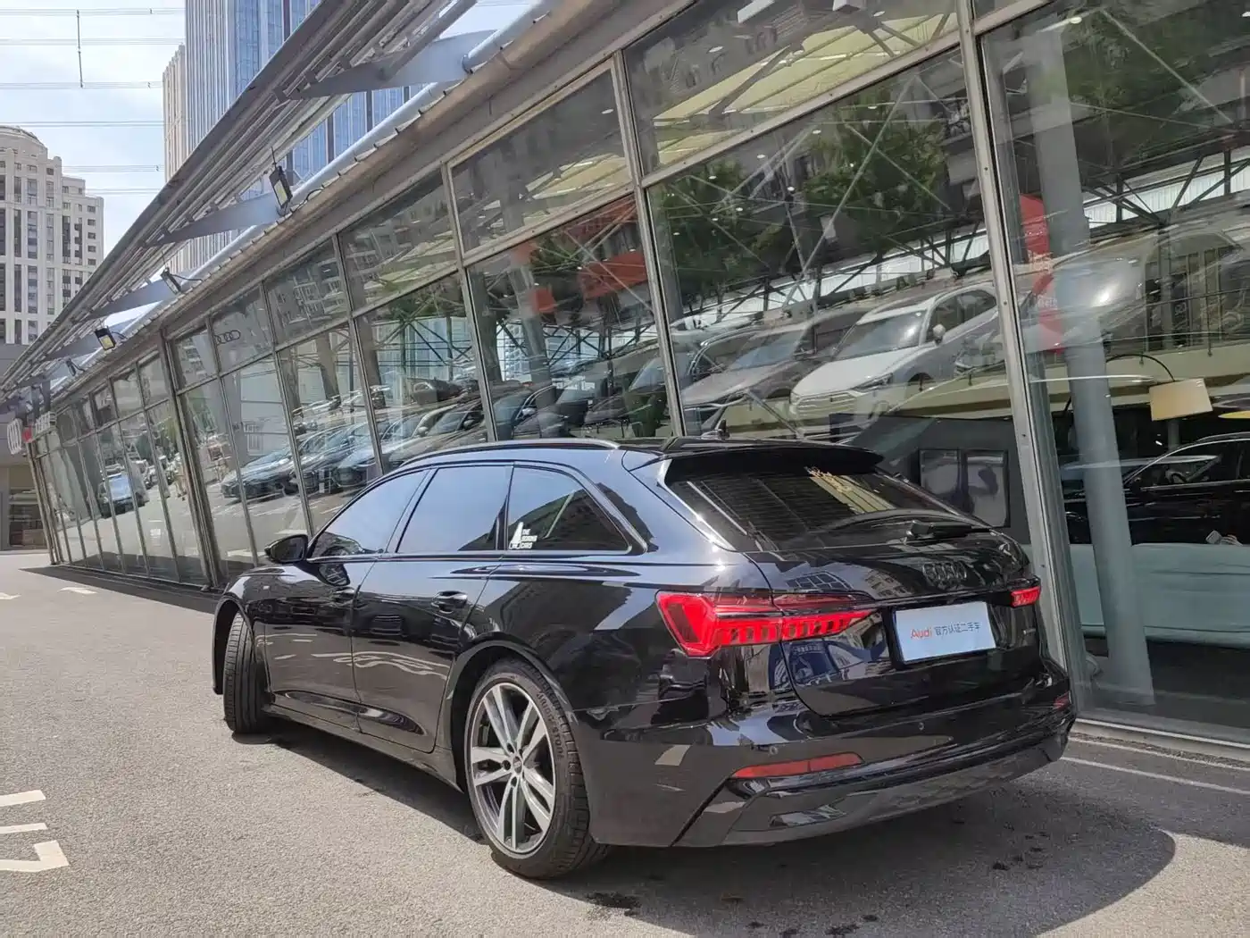 Audi A6 (Import) 2024 Avant Pioneer 45 TFSI Premium Dynamic фото 9