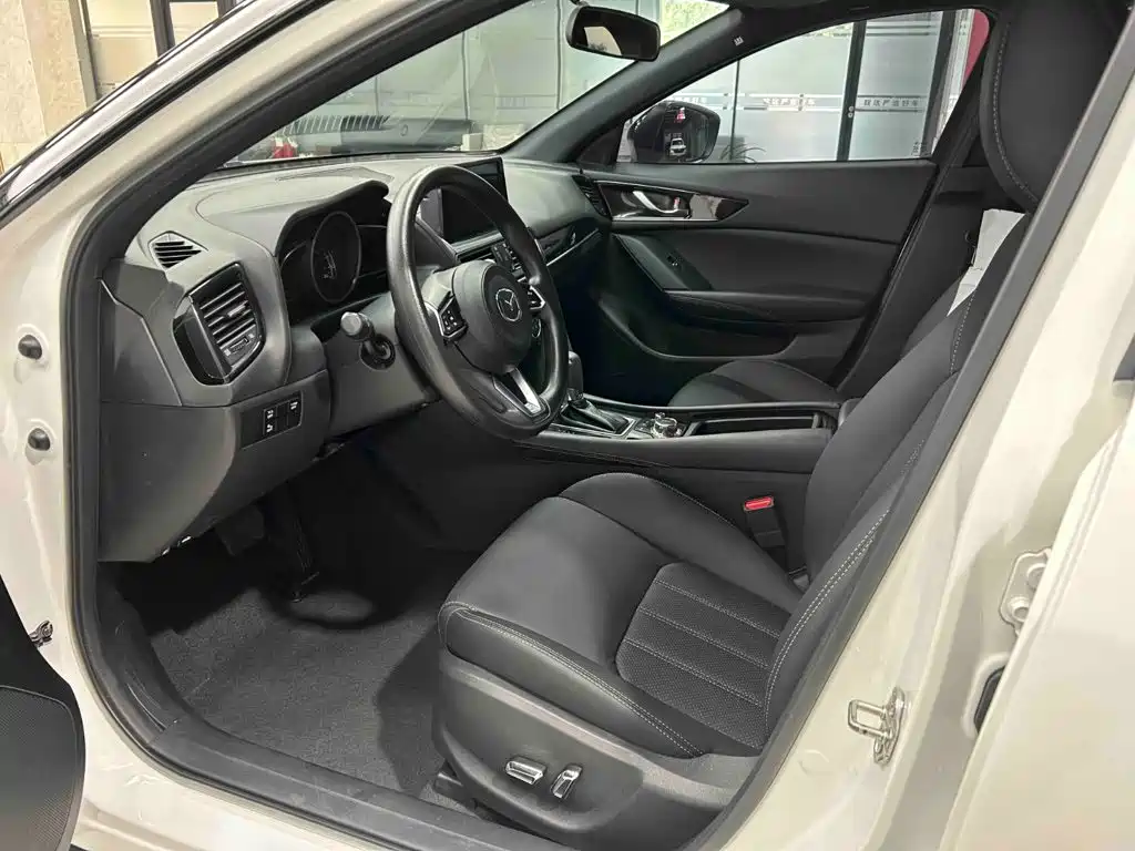 Mazda CX-4 2023 2021 2.0L Auto FWD Skyactiv Vitality Edition