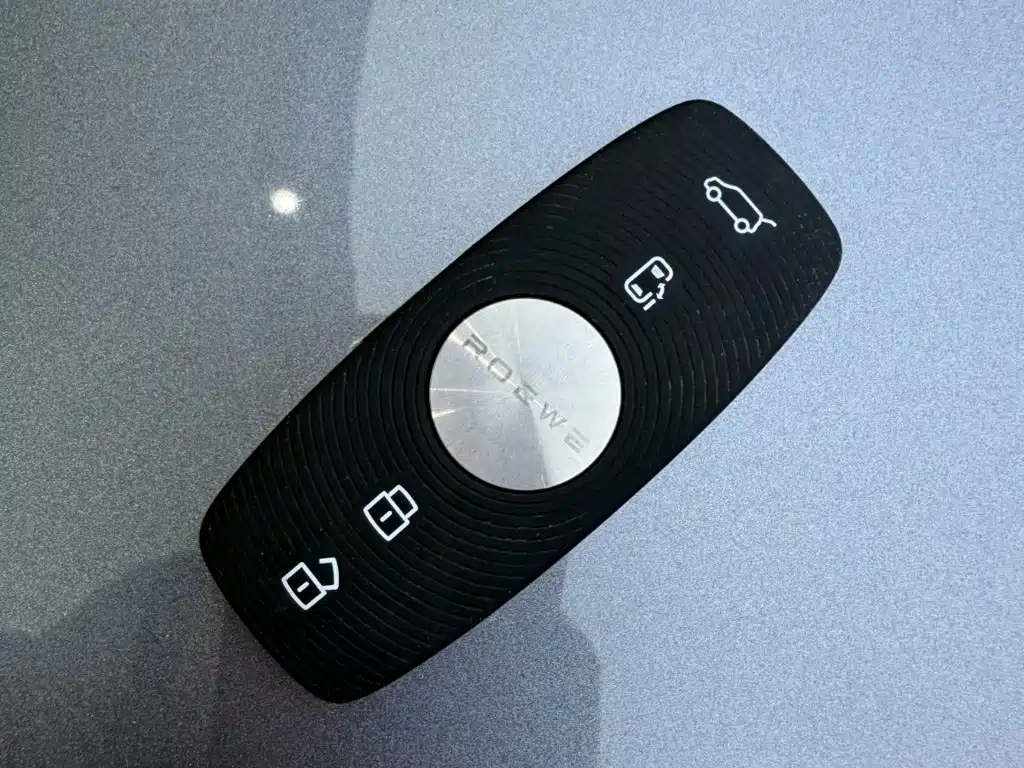 Roewe iMAX8 2023 2022 400TGI Flagship