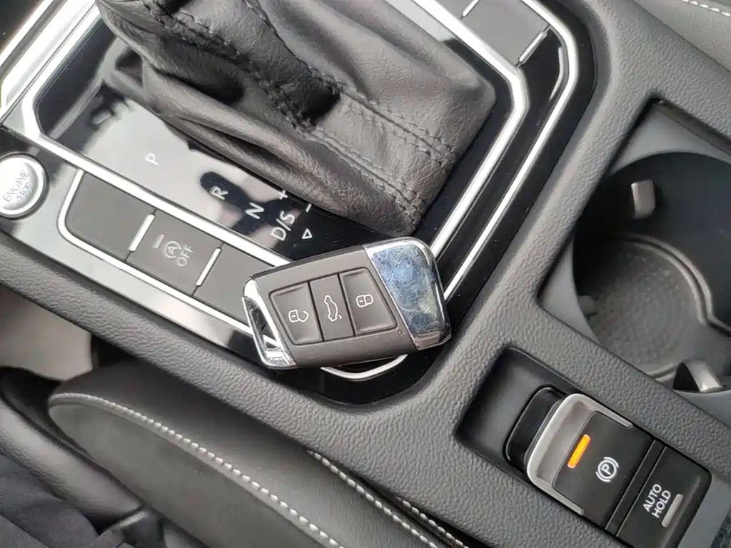 Volkswagen Magotan 2020 330TSI DSG Leading фото 9