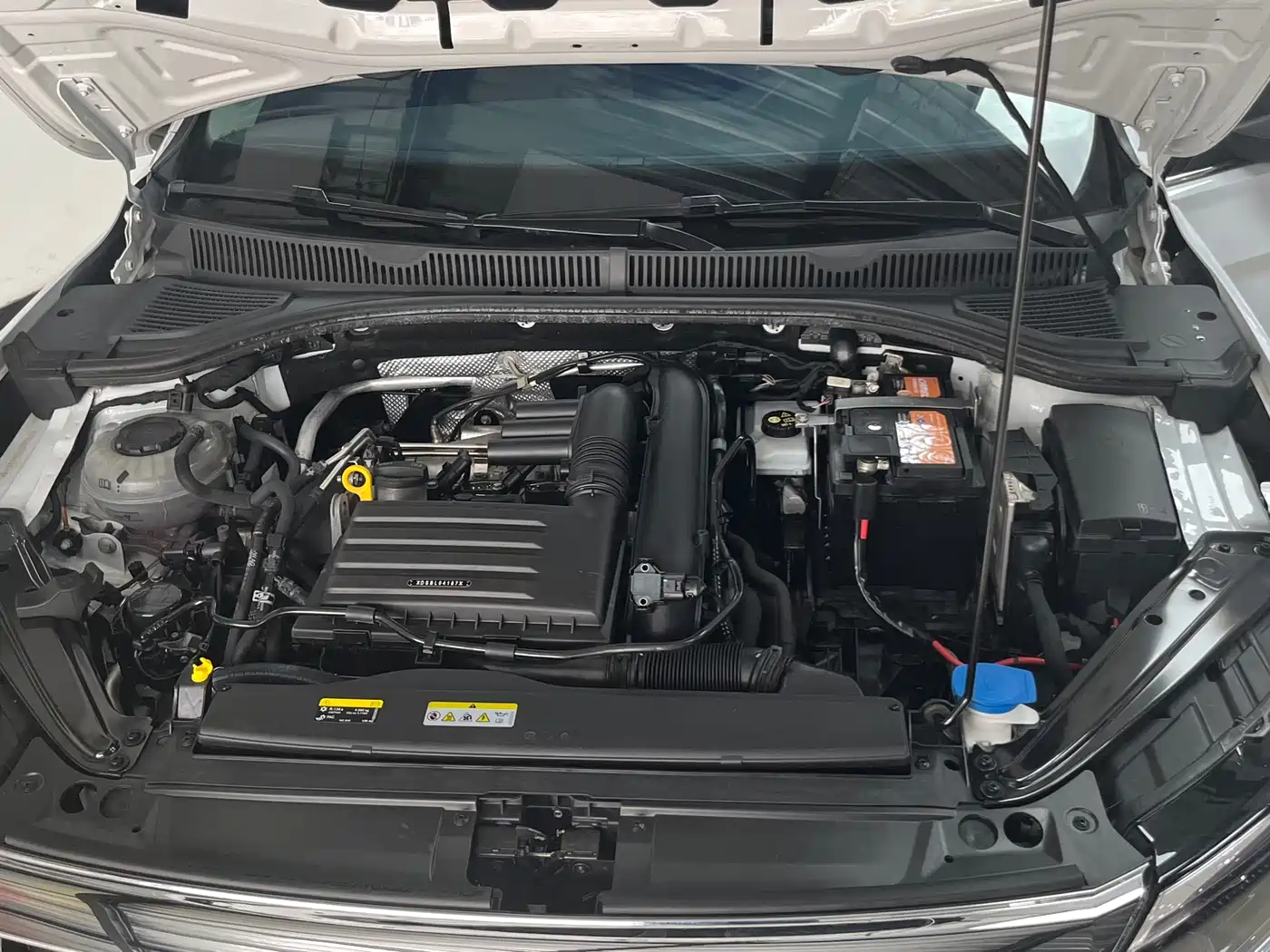Volkswagen Sagitar 2021 280TSI DSG Surpassing Edition фото 13