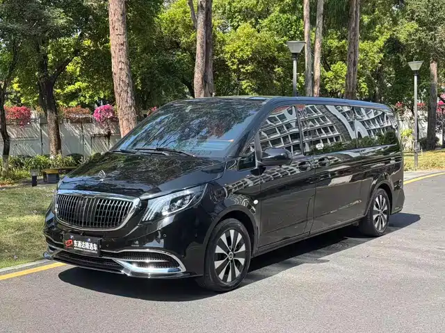 Mercedes-Benz Vito 2021 2.0T Business Edition 7-seater