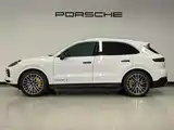 Photo 7 - Porsche Cayenne