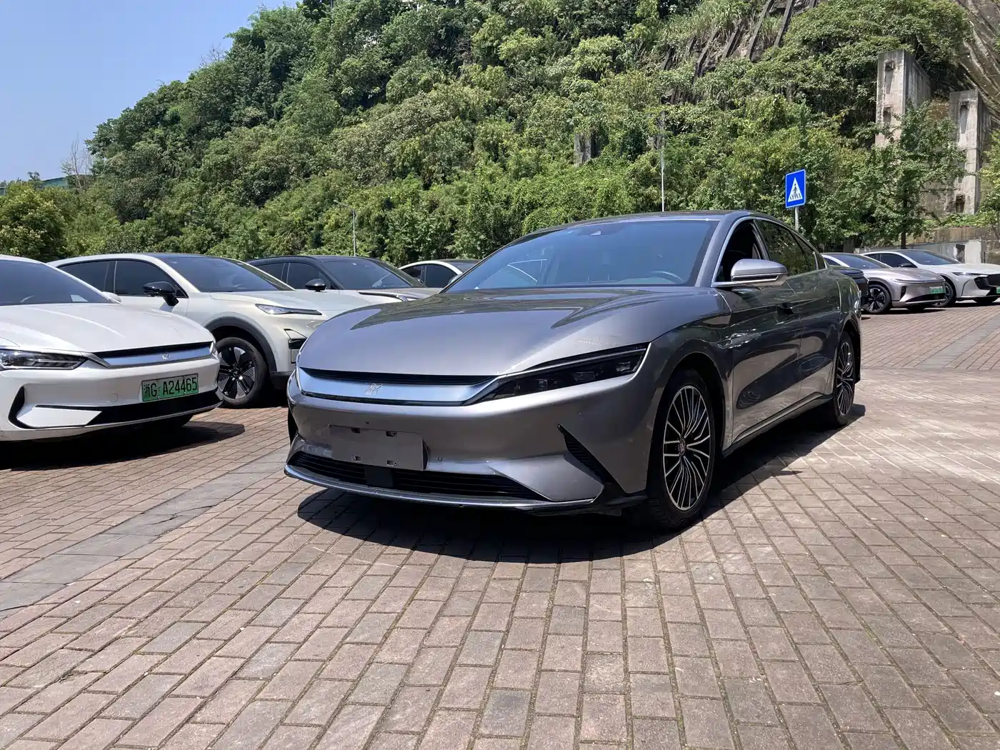 BYD Han 2021 EV Standard Range Luxury