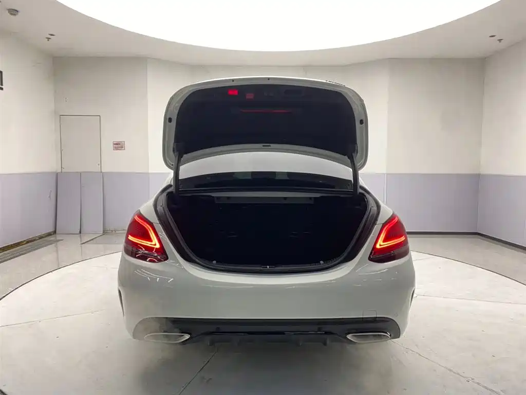Mercedes-Benz C-Class 2021 C 260 Starry Exclusive Edition фото 30