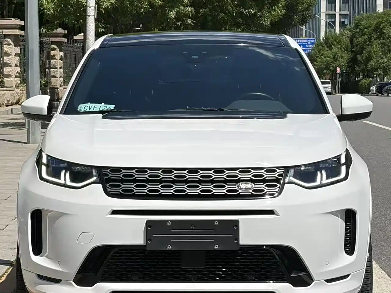 Land Rover Discovery Sport 2020 249PS R-Dynamic Performance Tech 7-seater фото 3