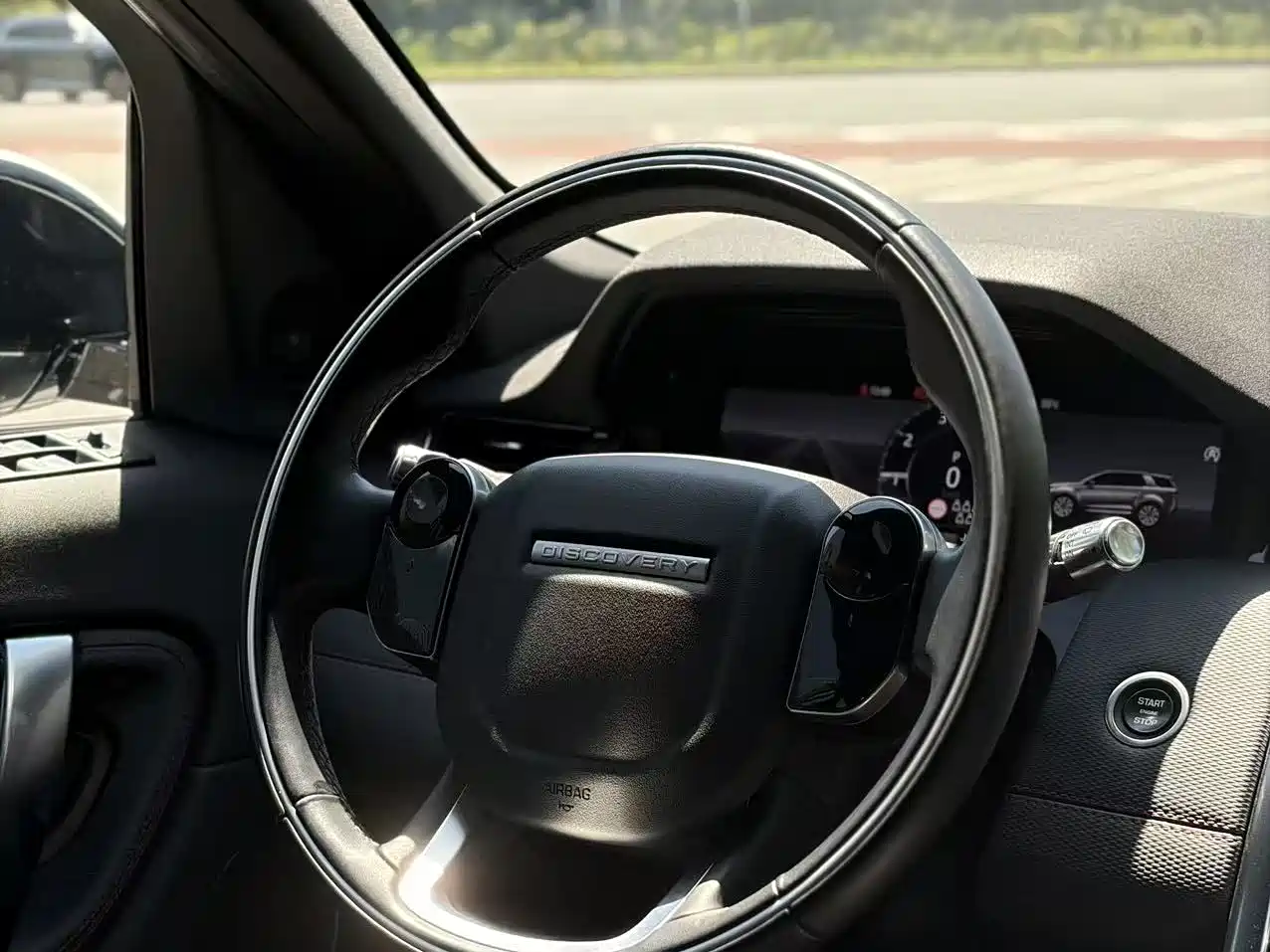 Land Rover Discovery Sport 2020 249PS R-Dynamic Performance Tech 7-seater фото 9