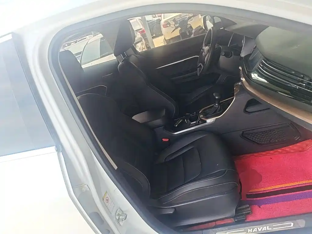 Photo 25 - Haval H6