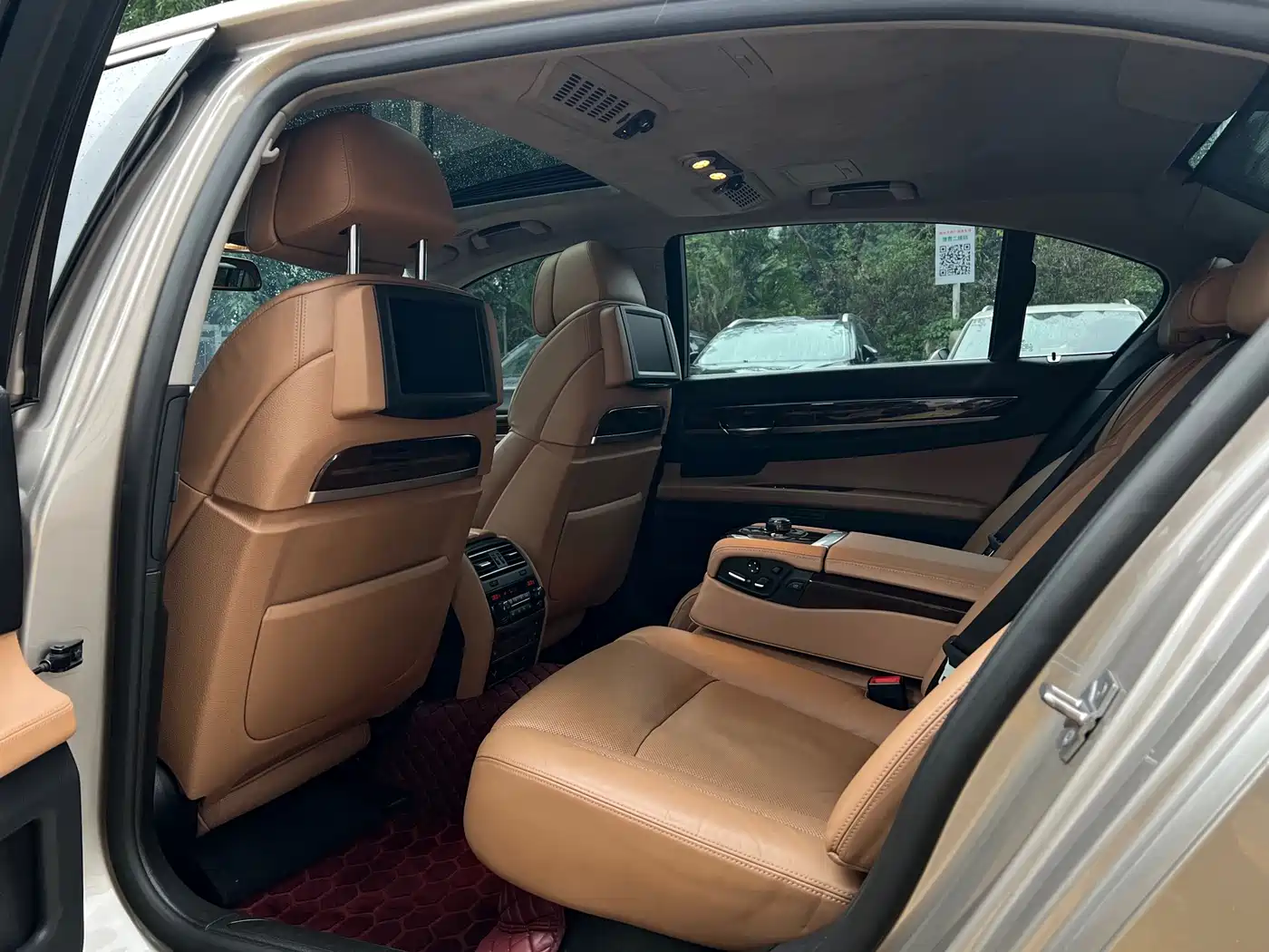 BMW 7 Series 2012 760Li 25th Anniversary Limited Edition фото 8