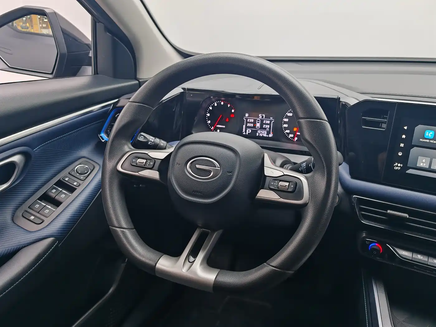 GAC Trumpchi Trumpchi GS3 2023 Shadow Speed 270T Power Acquisition Edition фото 16