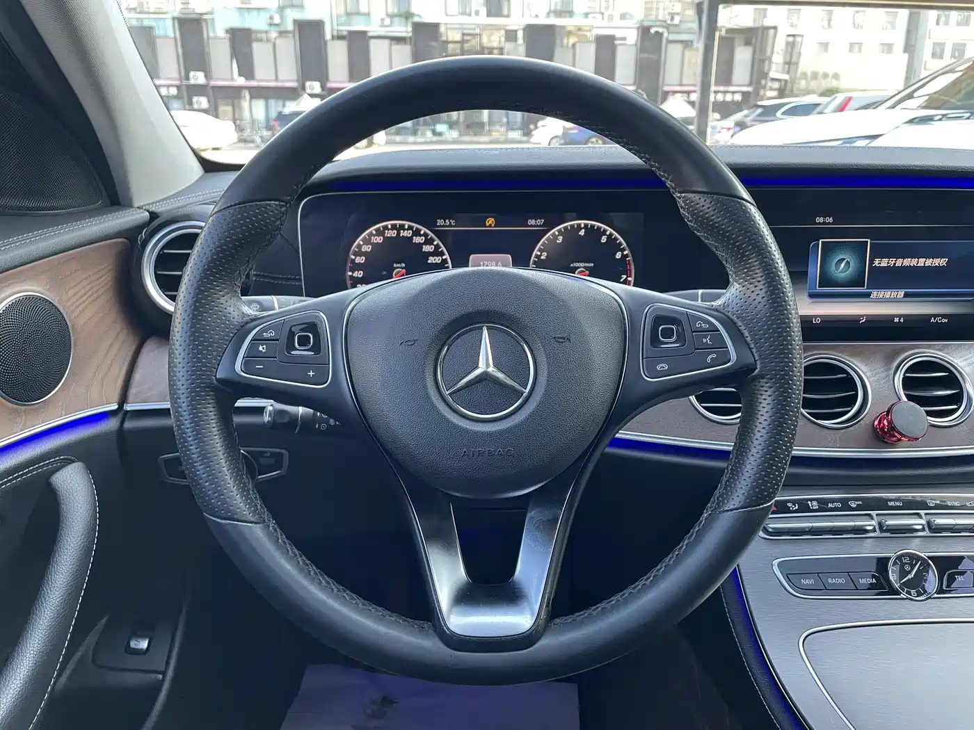 Mercedes-Benz E-Class 2017 E 200 L 4MATIC фото 12