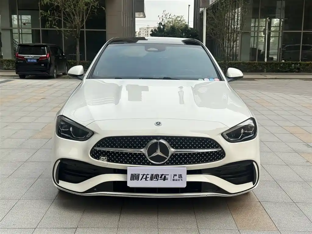 Mercedes-Benz C-Class 2025 Facelift C 260 L Sport Edition фото 3