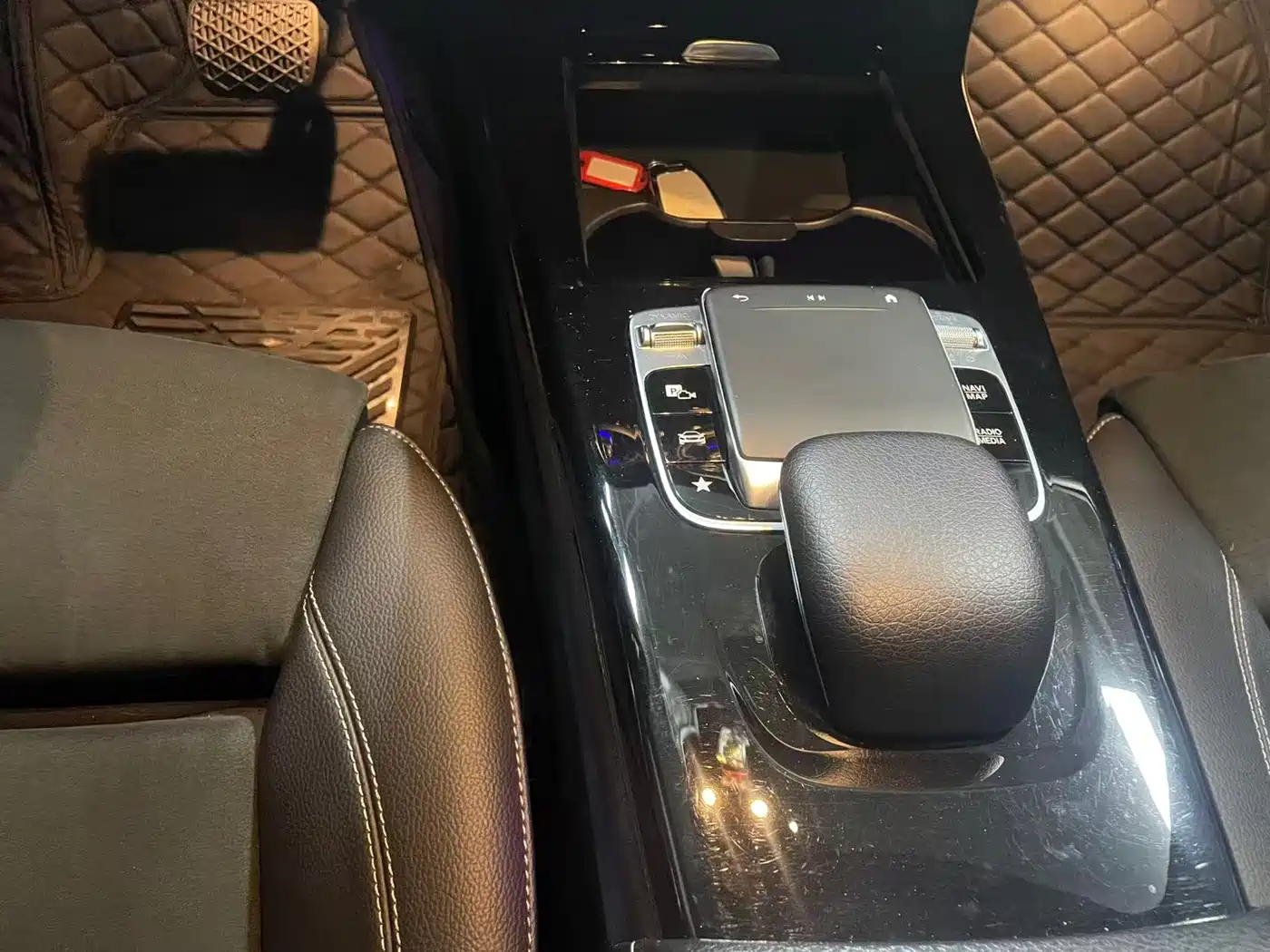Mercedes-Benz A-Class 2020 A 200 L Sport Sedan фото 6
