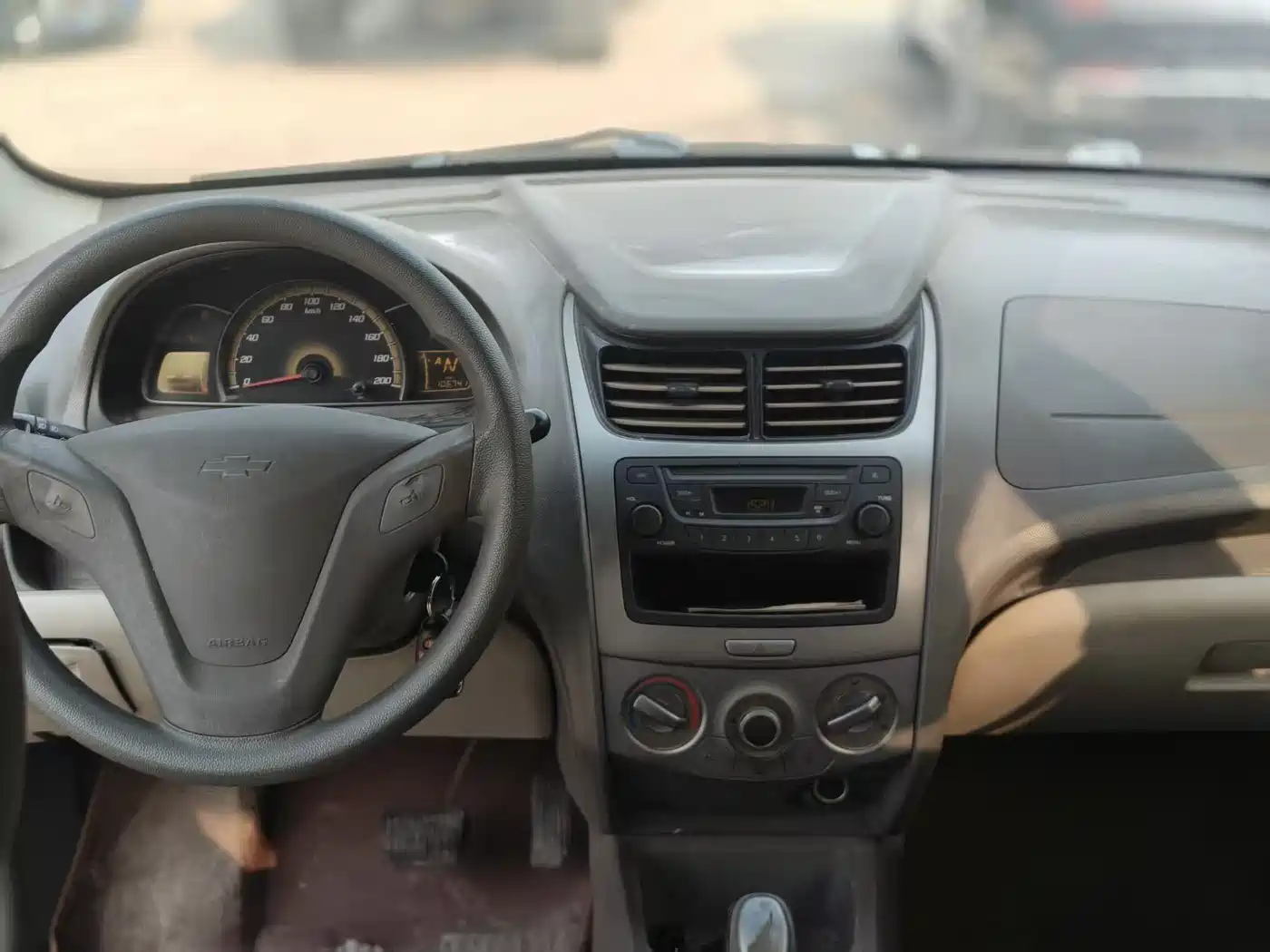 Chevrolet Sail 2010 Sedan 1.2L AMT Ideal Version фото 9