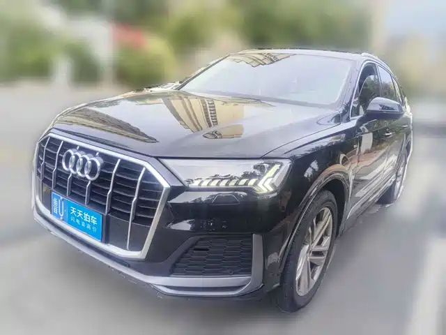 Audi Q7 2021 45 TFSI quattro S line Luxury — фото 1