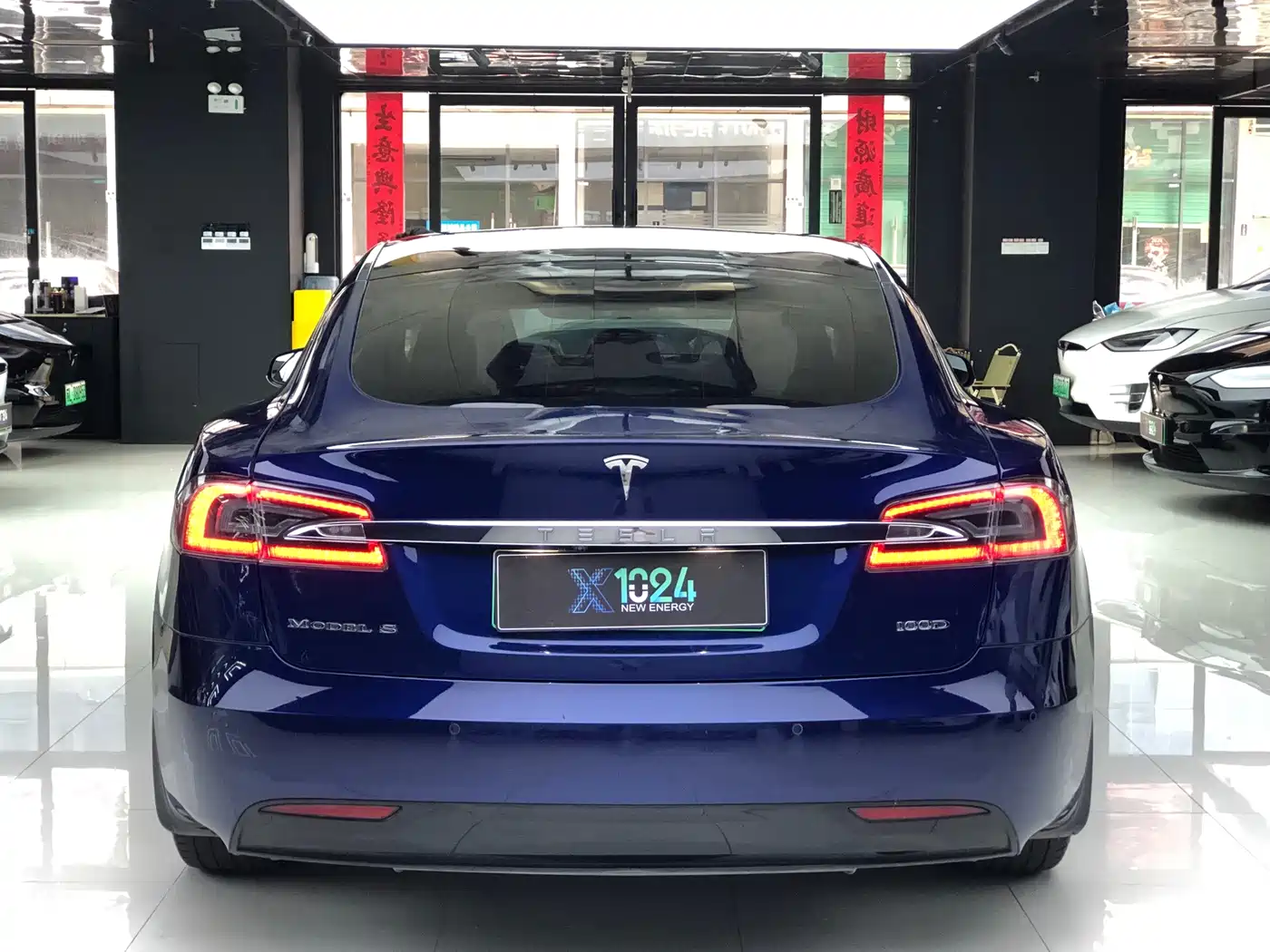 Tesla Model S 2019 2017 Model S 100D