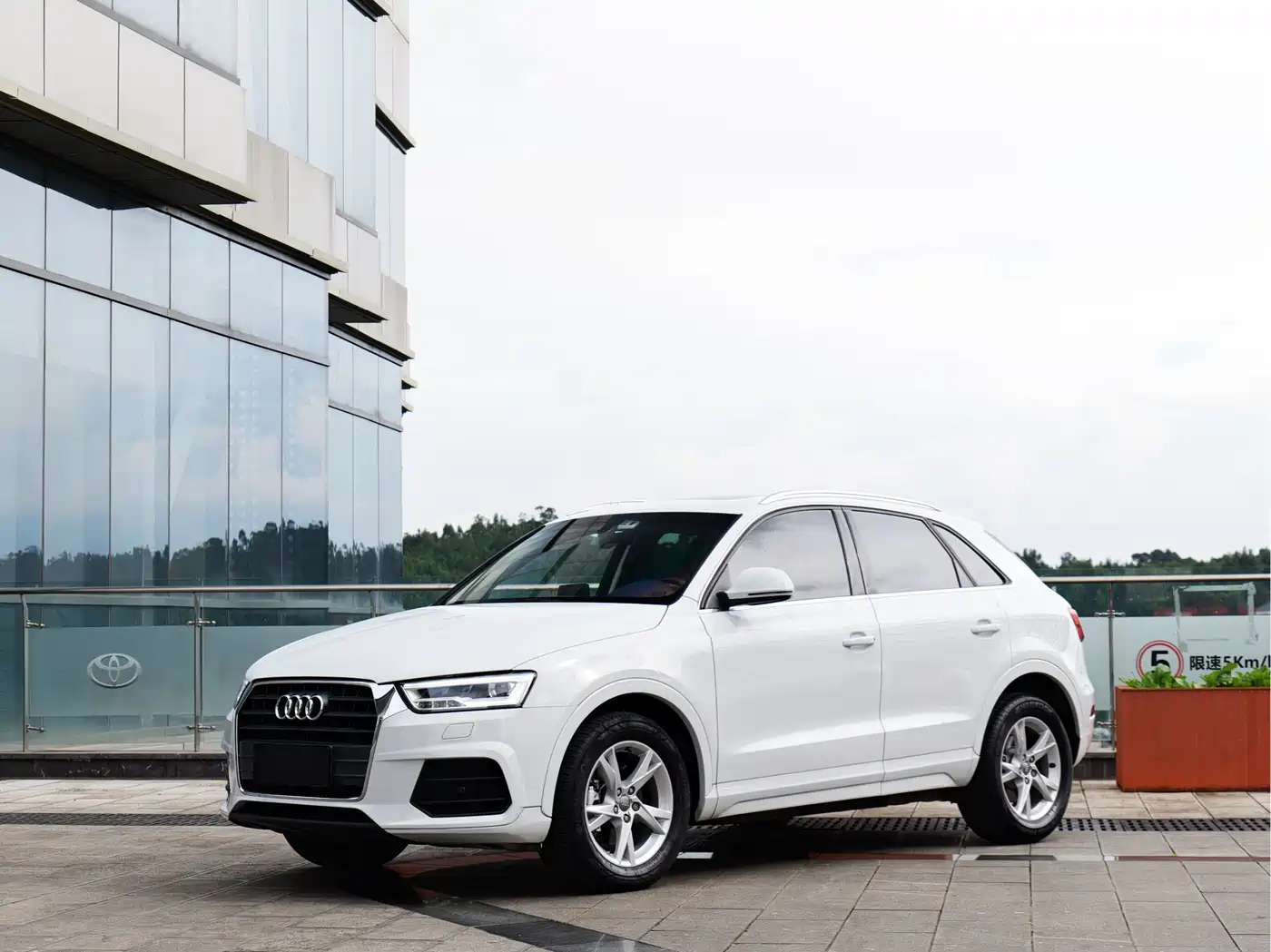 Audi Q3 2018 30th Anniversary Edition 35 TFSI Fashion