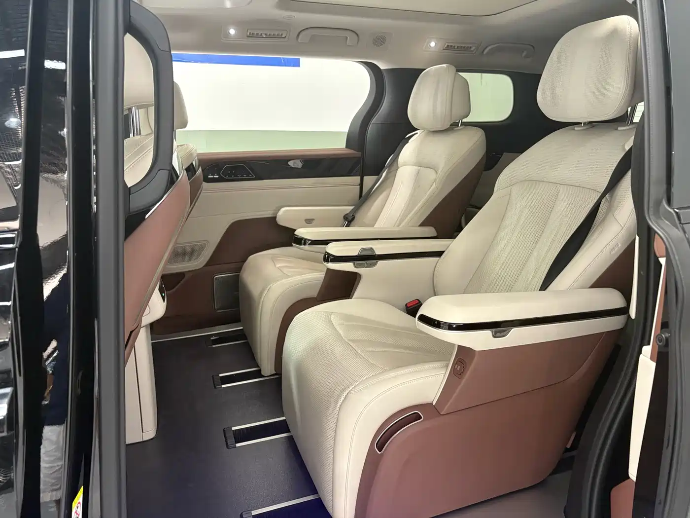 BYD Xia 2025 2025 DM-i 1.5T 180km Excellence