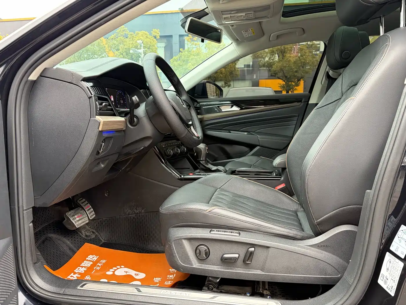 Volkswagen Passat 2019 Model 380TSI Luxury Edition China VI фото 10