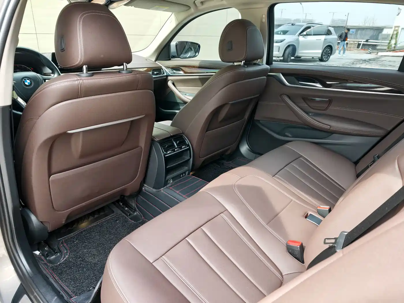 BMW 5 Series 2020 525Li Luxury Package фото 10