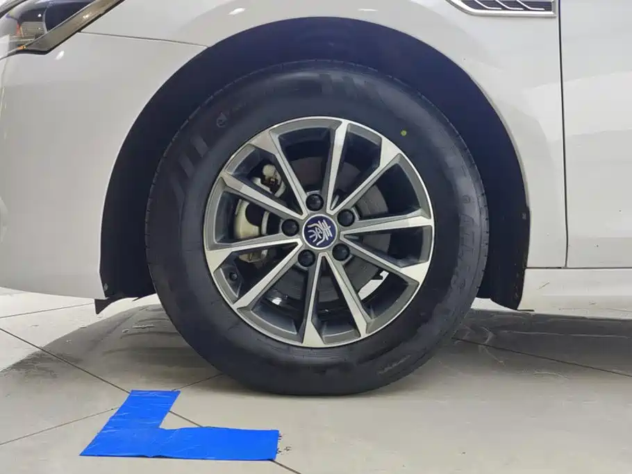 Фото 6 - BYD Qin PLUS