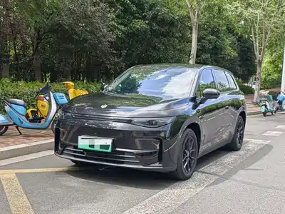 Leapmotor C10