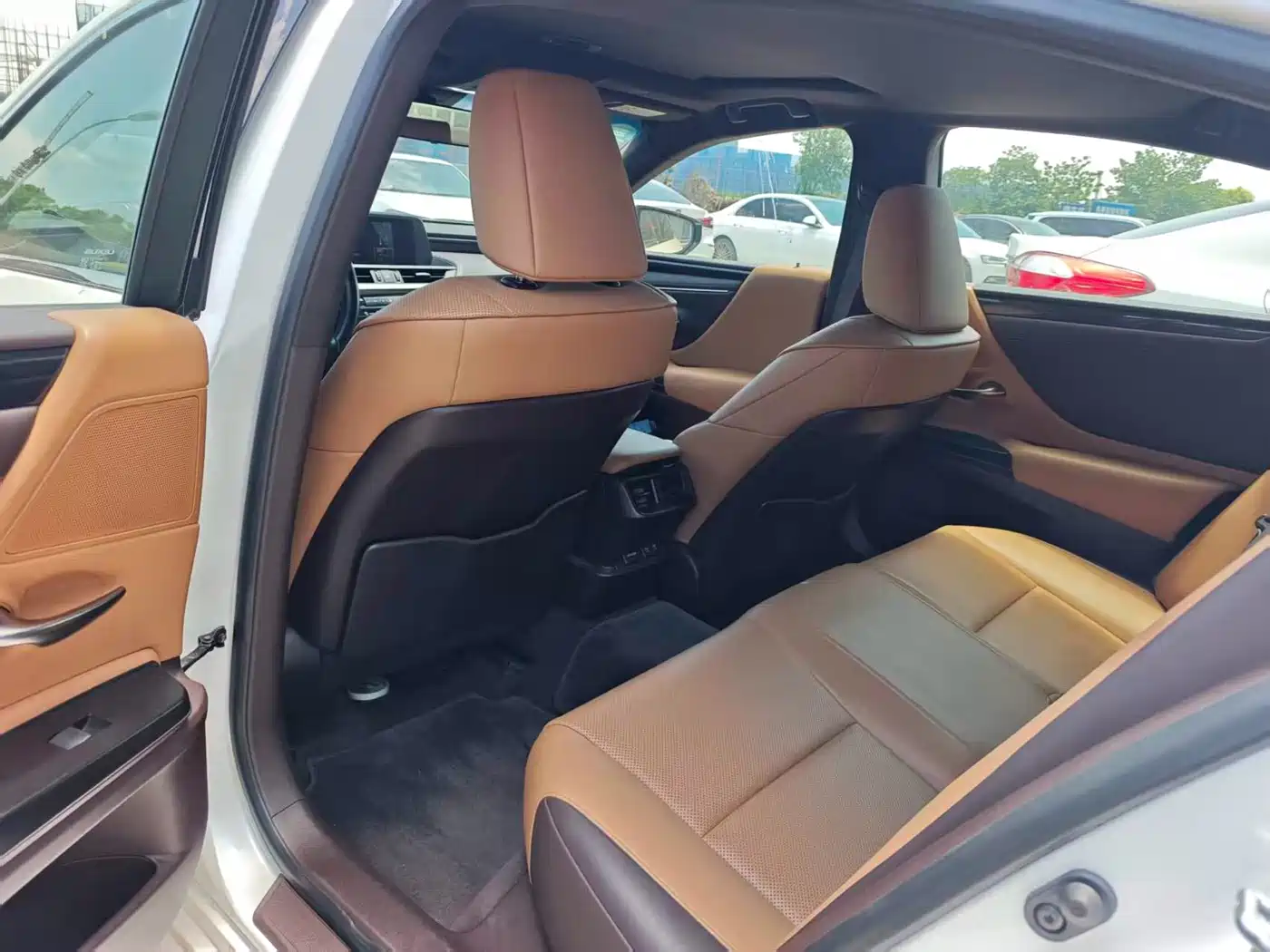 Lexus ES 2018 200 Excellence Edition China V фото 8