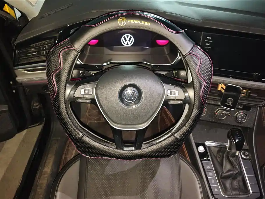 Volkswagen Sagitar 2021 280TSI DSG Surpassing Edition фото 15