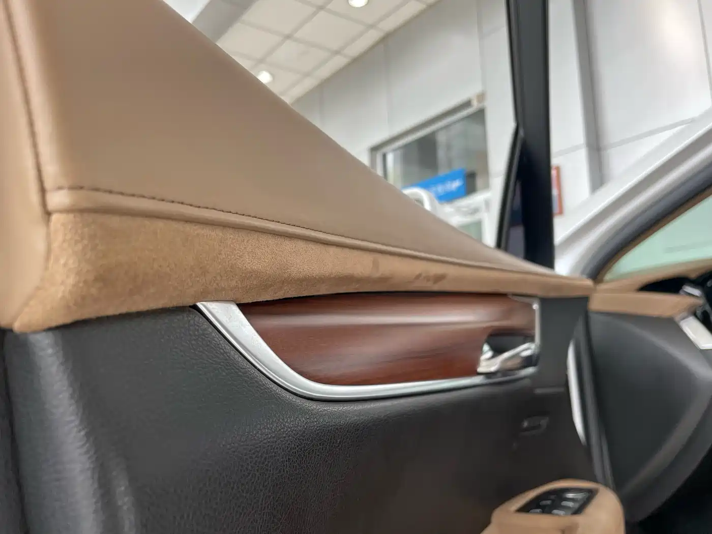 Cadillac XT5 2018 28E 4WD Platinum Edition фото 21