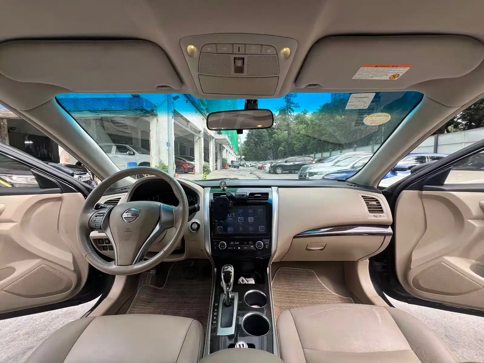 Фото 9 - Nissan Teana