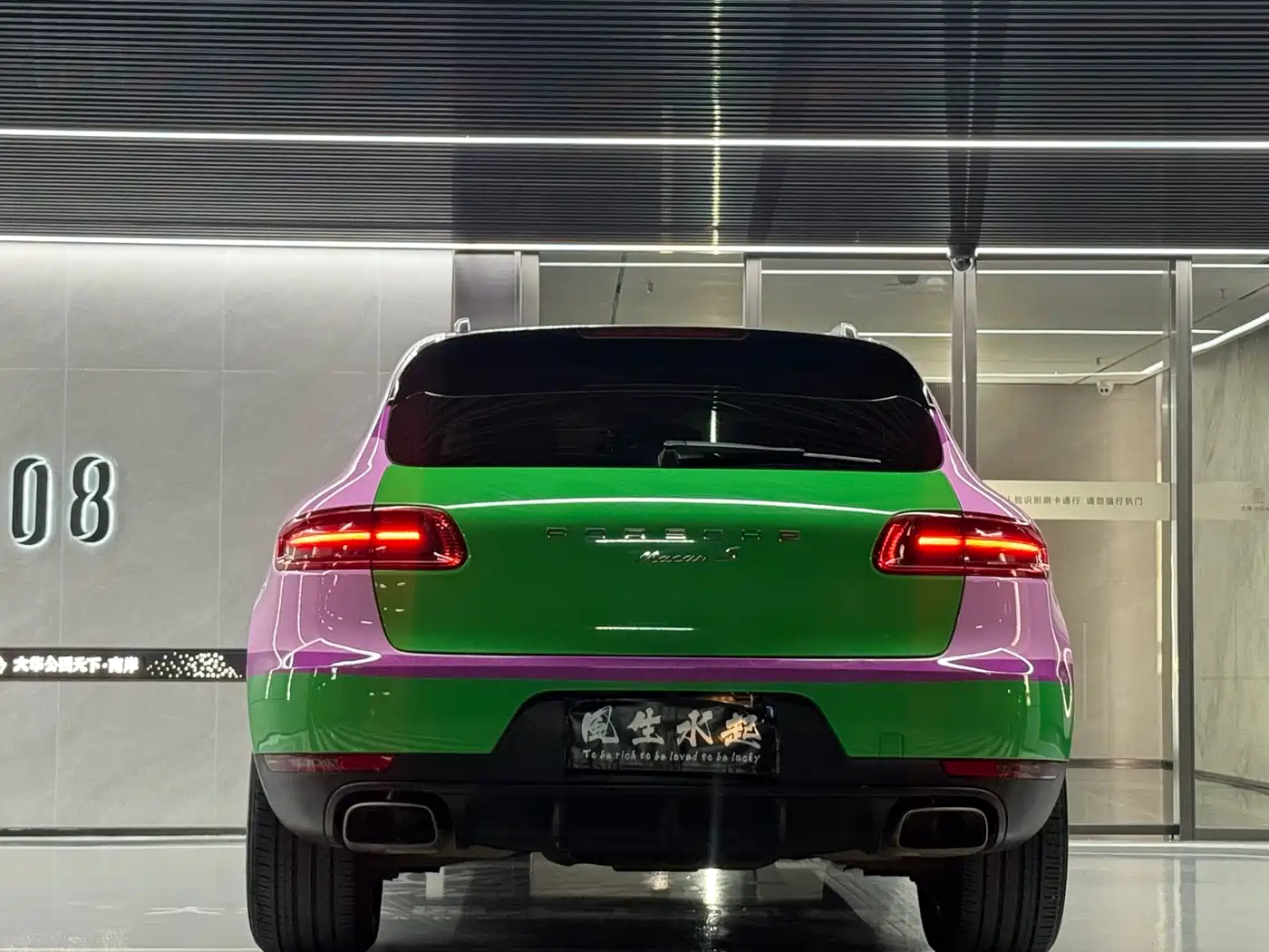 Porsche Macan 2016 Macan 2.0T фото 21