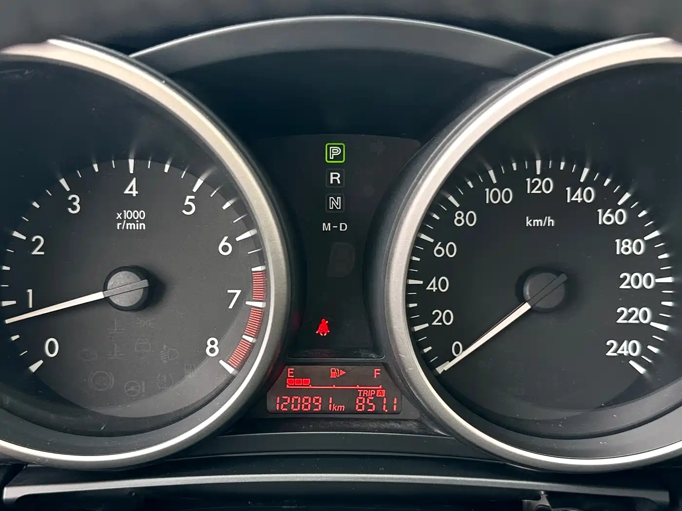 Mazda Mazda5 2014 2013 2.0L Automatic Luxury