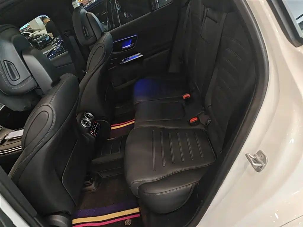 Mercedes-Benz GLC 2023 Facelift GLC 300 L 4MATIC Sport 5-Seater фото 17