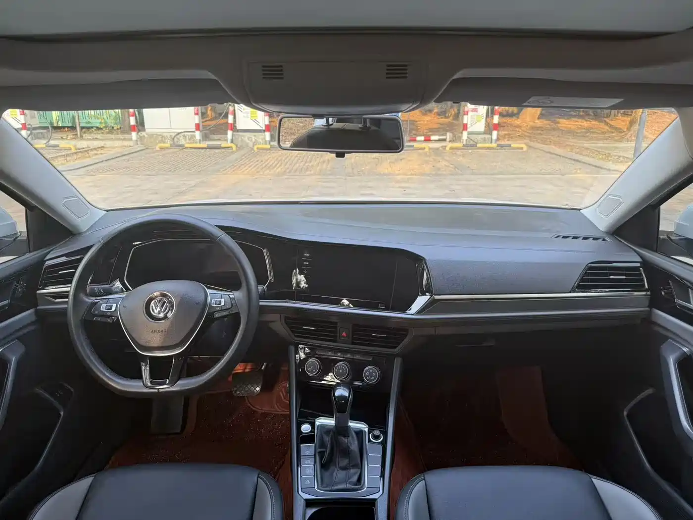 Volkswagen Sagitar 2022 280TSI DSG Surpassing Edition фото 6