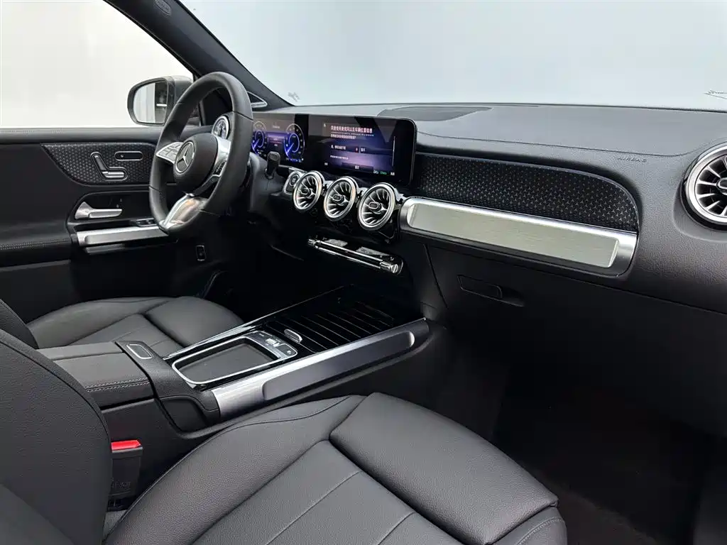 Mercedes-Benz EQB 2025 EQB 260 фото 16