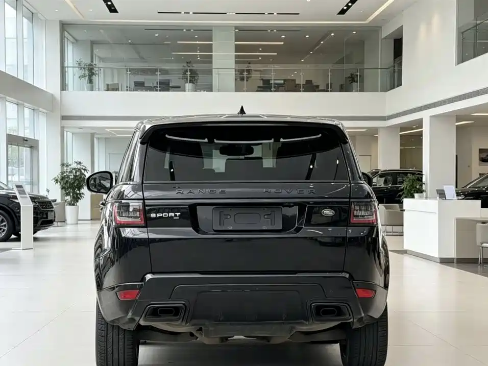 Land Rover Range Rover Sport 2020 3.0 L6 HSE DYNAMIC фото 9