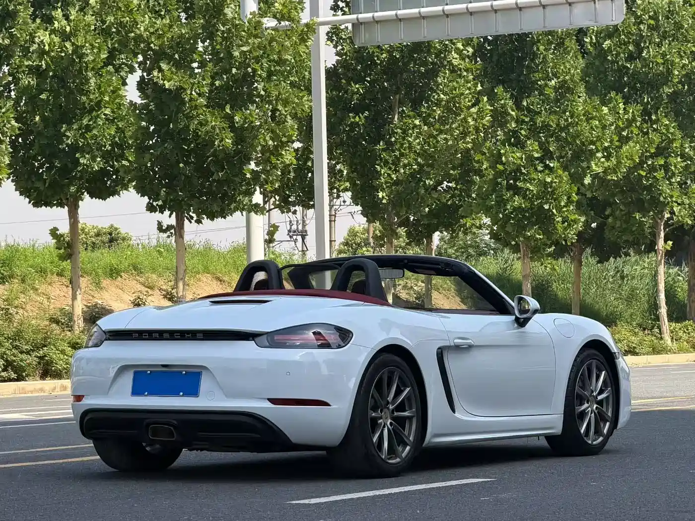 Porsche 718 2018 Boxster 2.0T фото 9