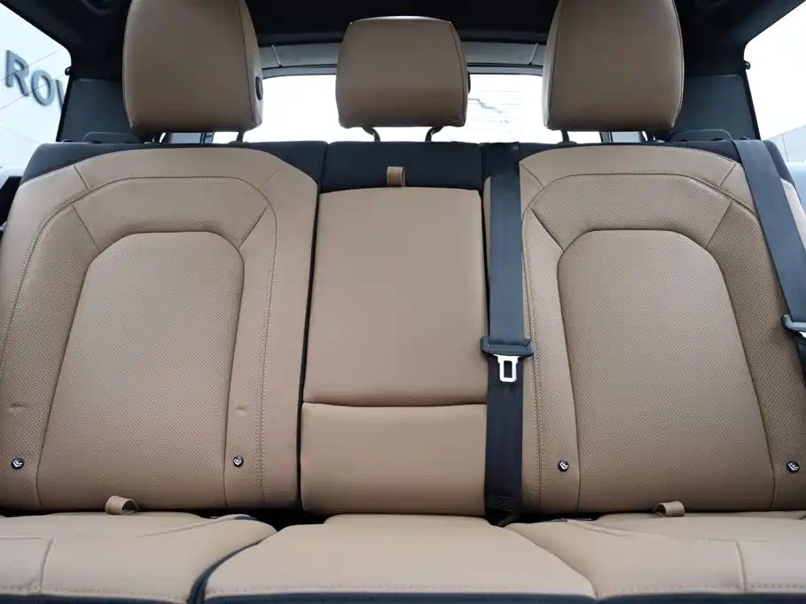 Land Rover Defender 2025 90 3.0T P400 X-Dynamic HSE фото 14