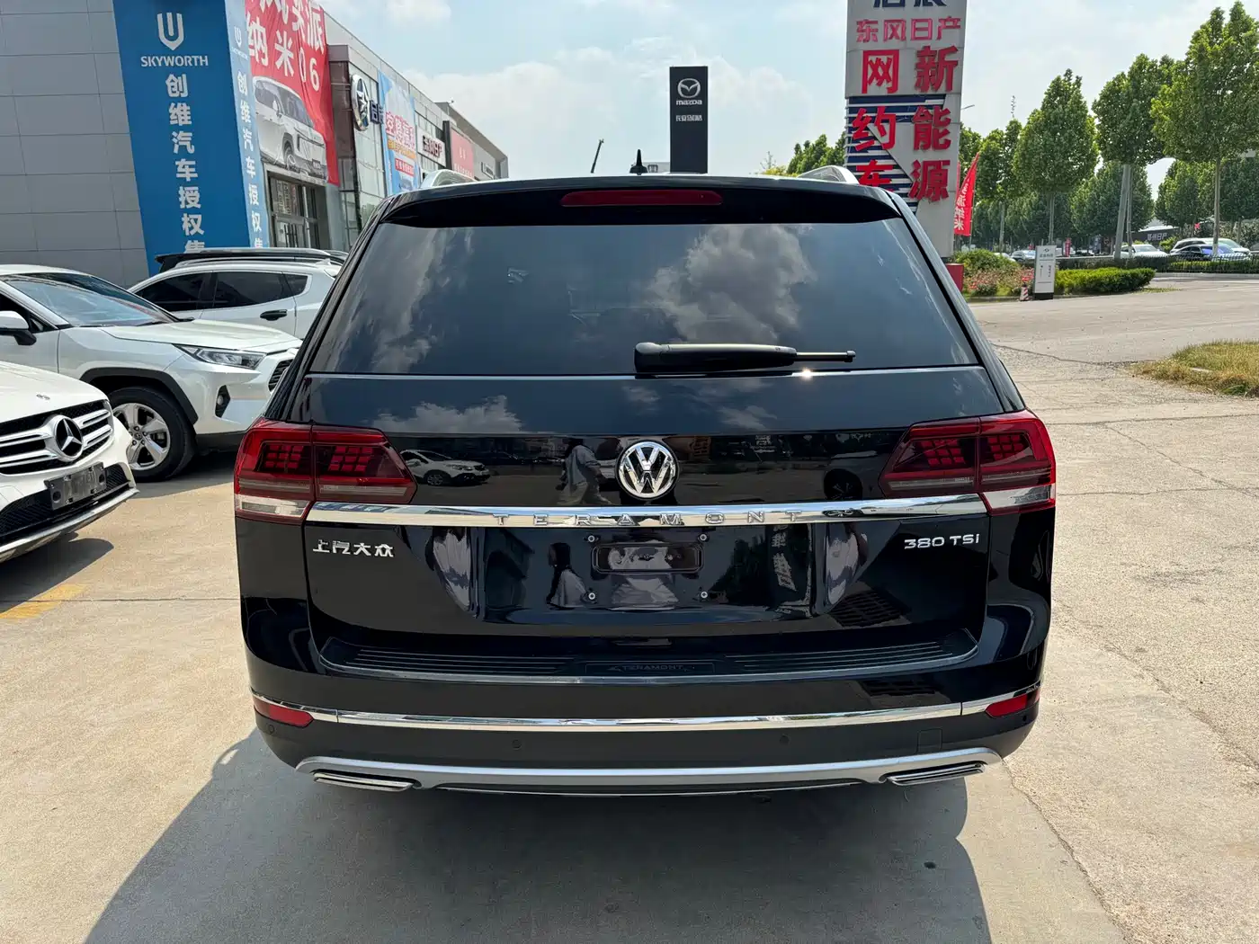 Volkswagen Teramont 2019 380TSI 4WD Luxury Edition China VI фото 14