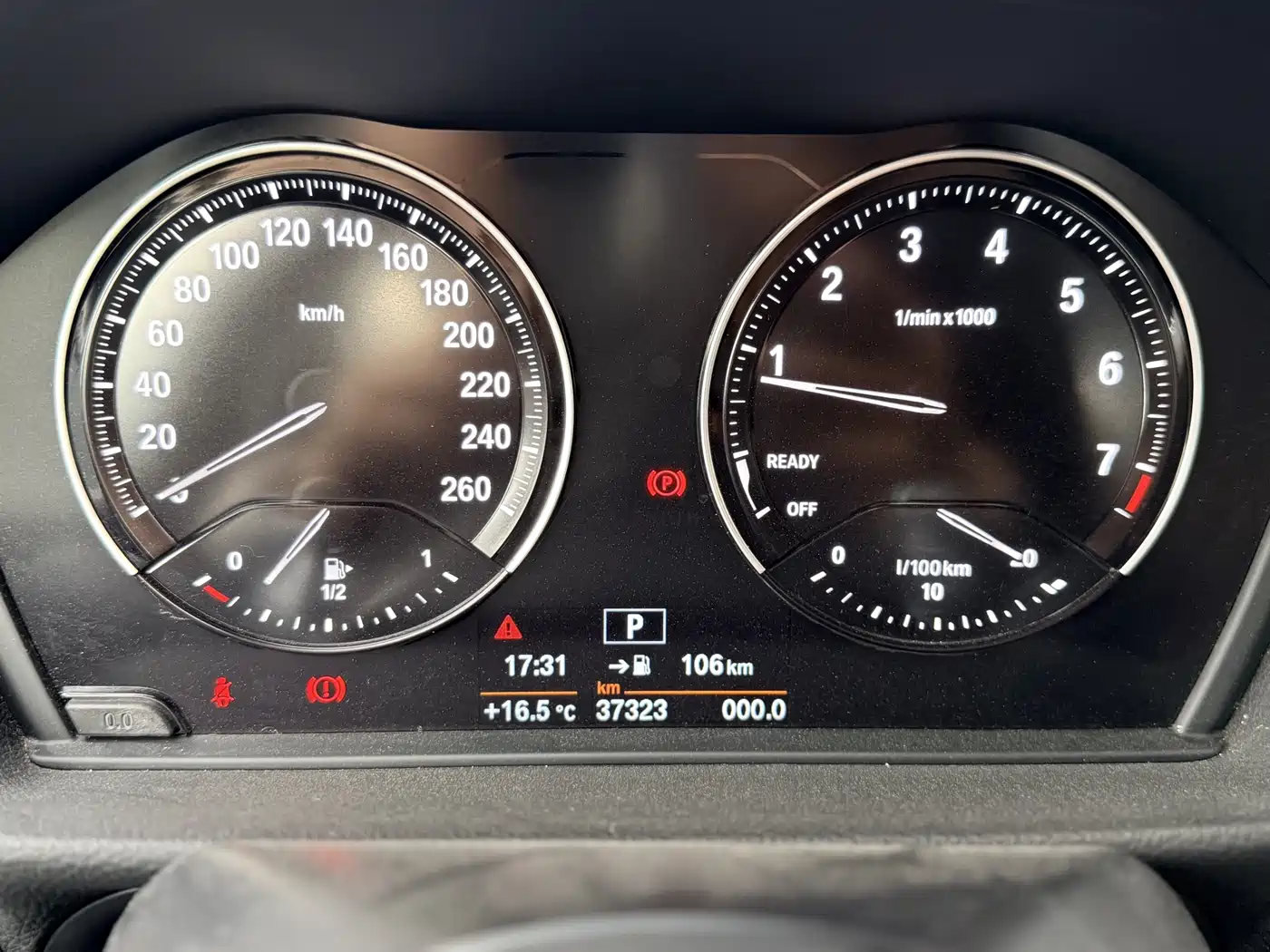 BMW 1 Series 2020 Model 125i Leading M Sport Package фото 20