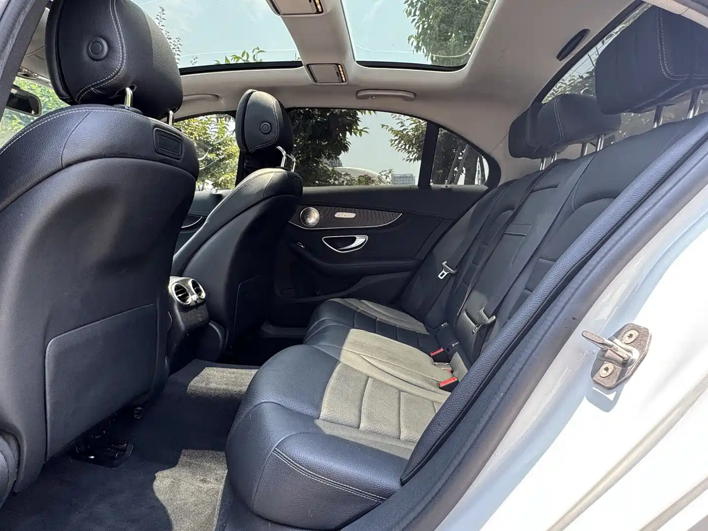 Mercedes-Benz C-Class 2016 C 200 L Sport фото 10