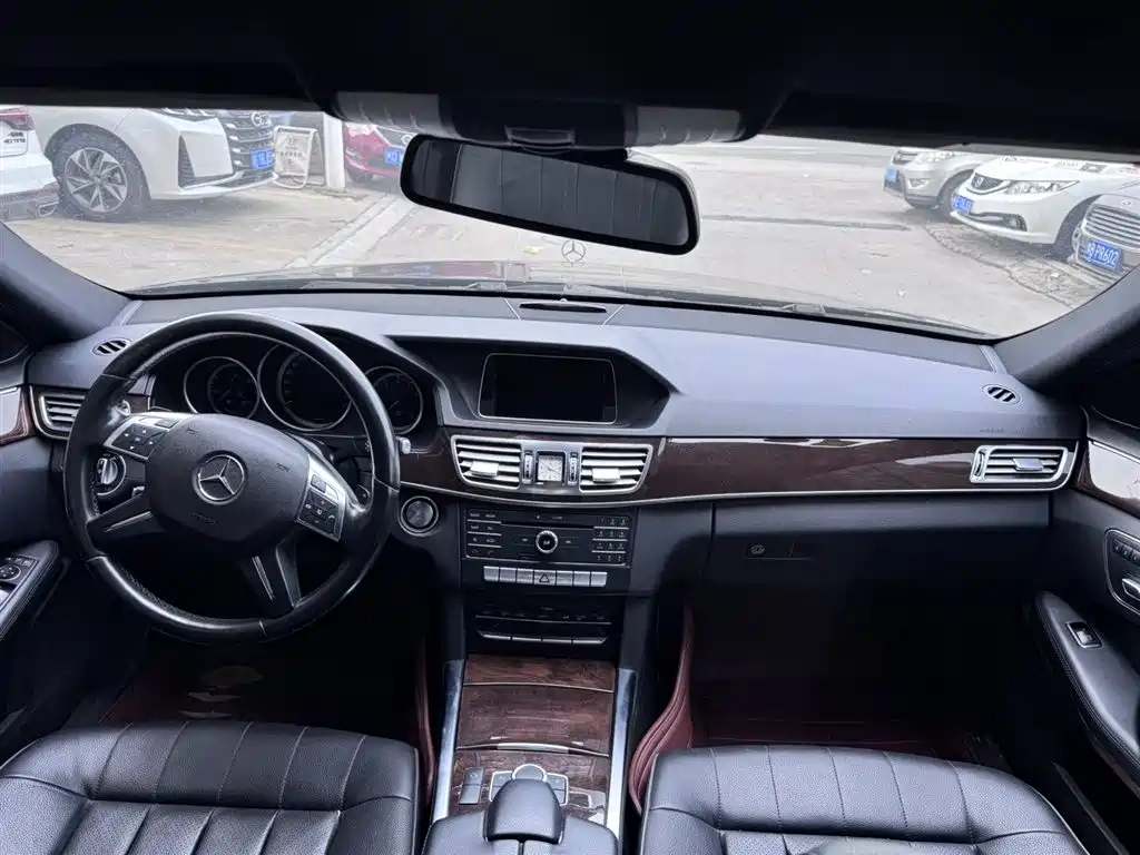 Mercedes-Benz E-Class 2015 Facelift E 200 L фото 6