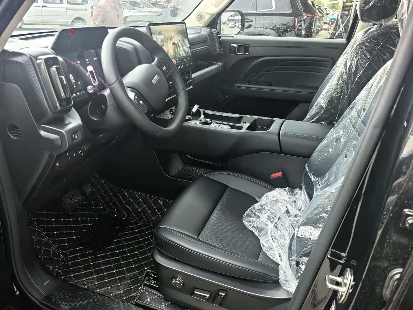 Haval Meng Long NEV 2026 Hi4 102 Premium фото 4