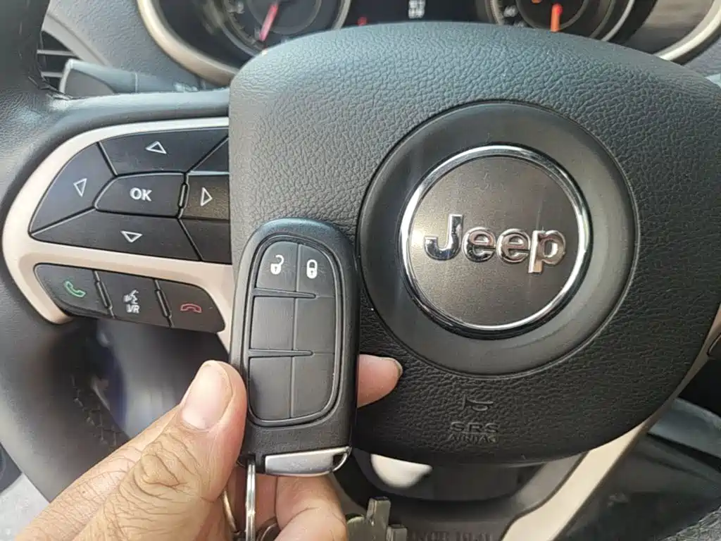 Jeep Cherokee 2018 2017 2.0L Superior Edition