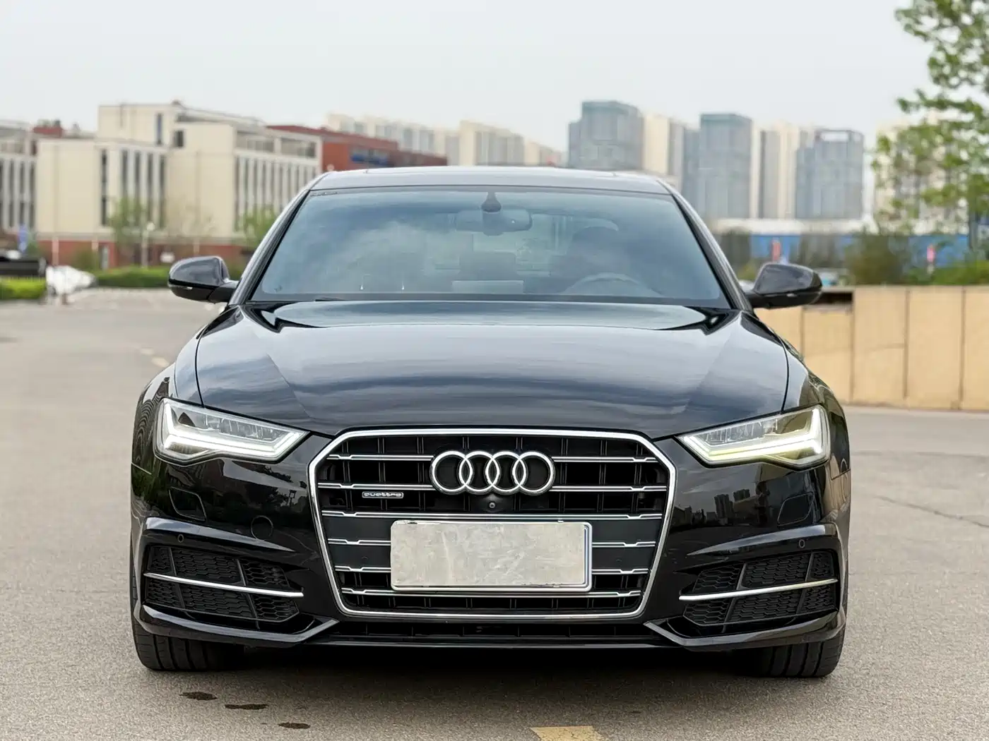 Audi A6L 2018 30th Anniversary 45 TFSI quattro Sport фото 2