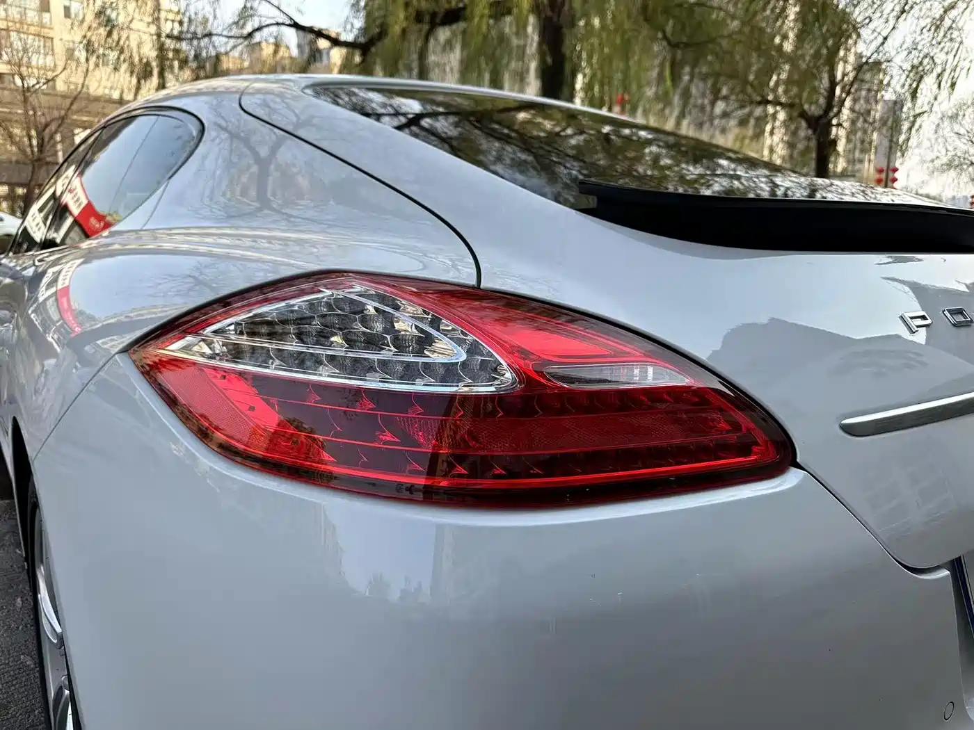 Porsche Panamera 2013 Panamera 4 Platinum Edition 3.6L фото 7