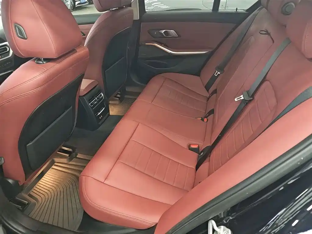 BMW 3 Series 2021 Second Facelift 325i M Sport Night Package фото 17