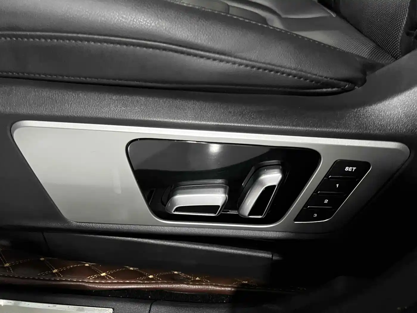 WEI PAI WEI BRAND VV7