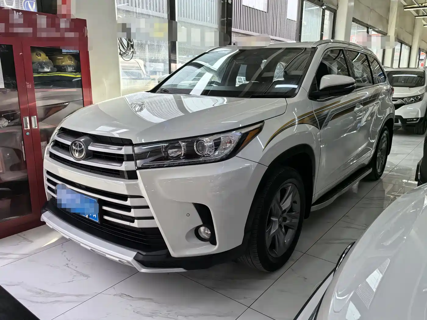 Toyota Highlander 2018 2.0T 4WD Luxury 7-seater (China V)